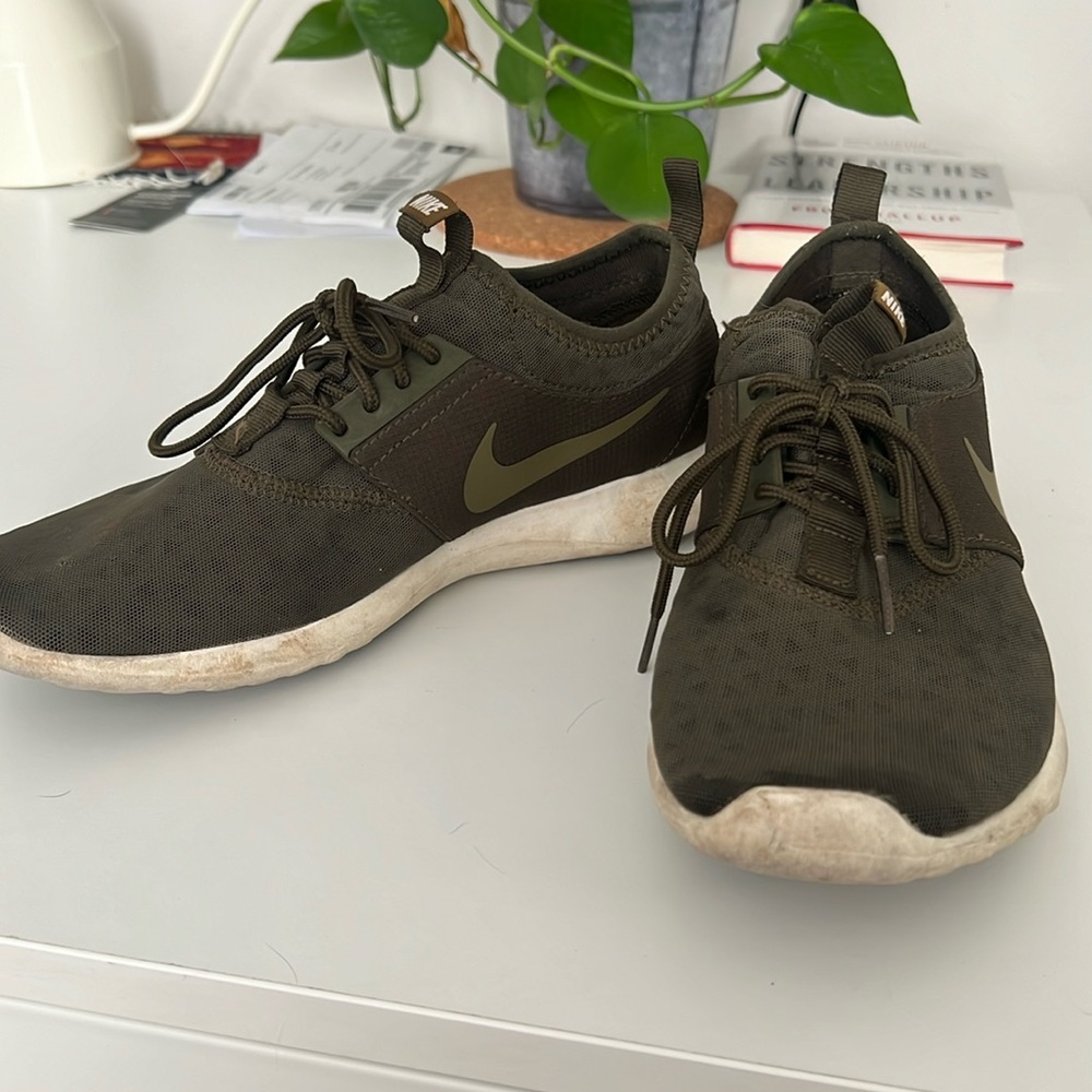 Nike Juvenate Sneakers
